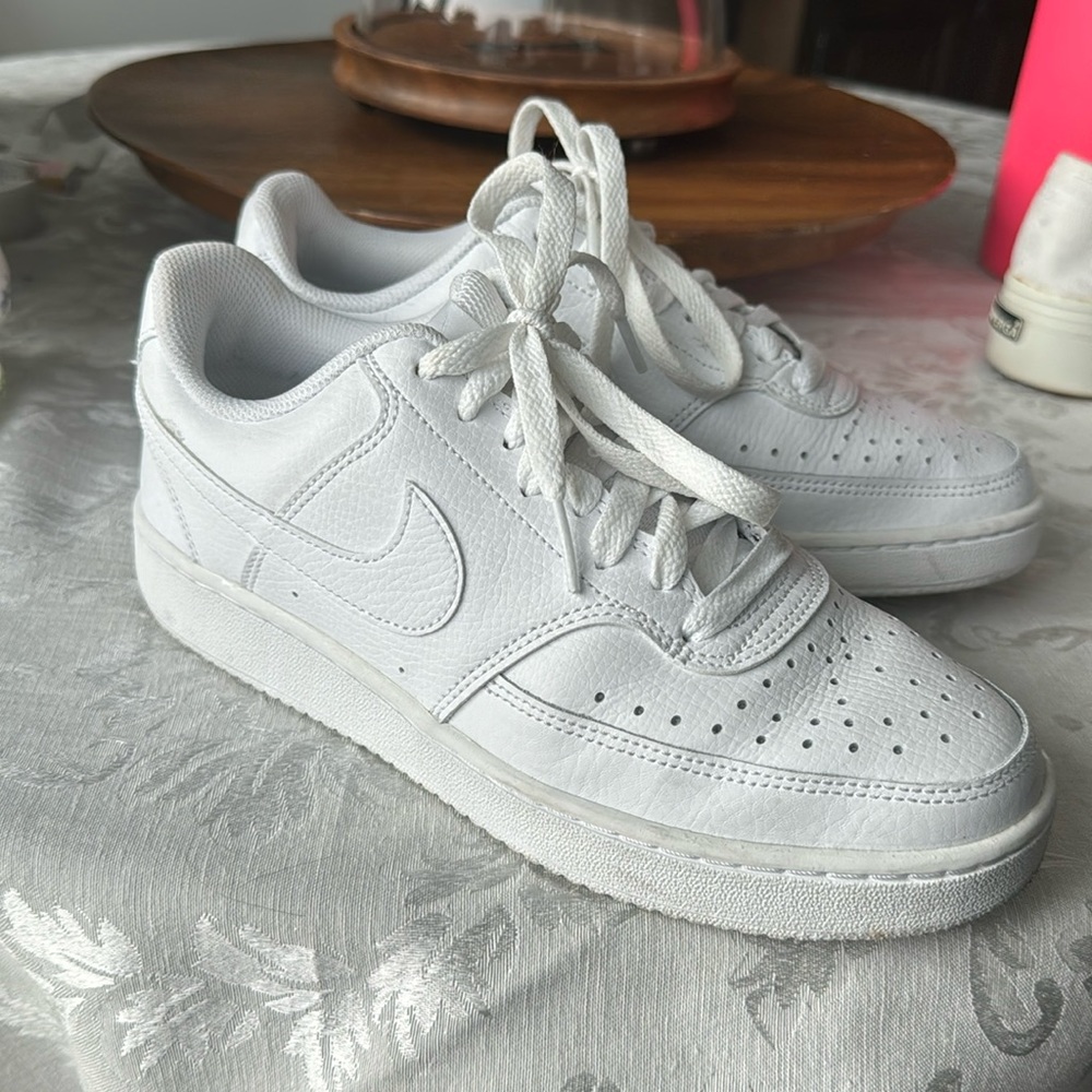 Nike White Courtvision Low Sneaker Women’s 7.5